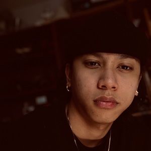 Meet your Posher, Gideon rey